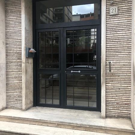 La Donna Garbata Panzió Róma Kültér fotó
